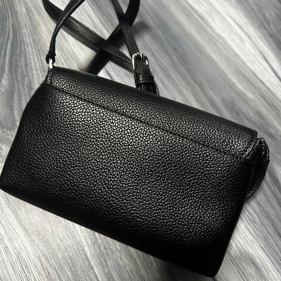 BNWOT Calvin Klein Foldover Flap Crossbody Bag - Picture 4 of 13